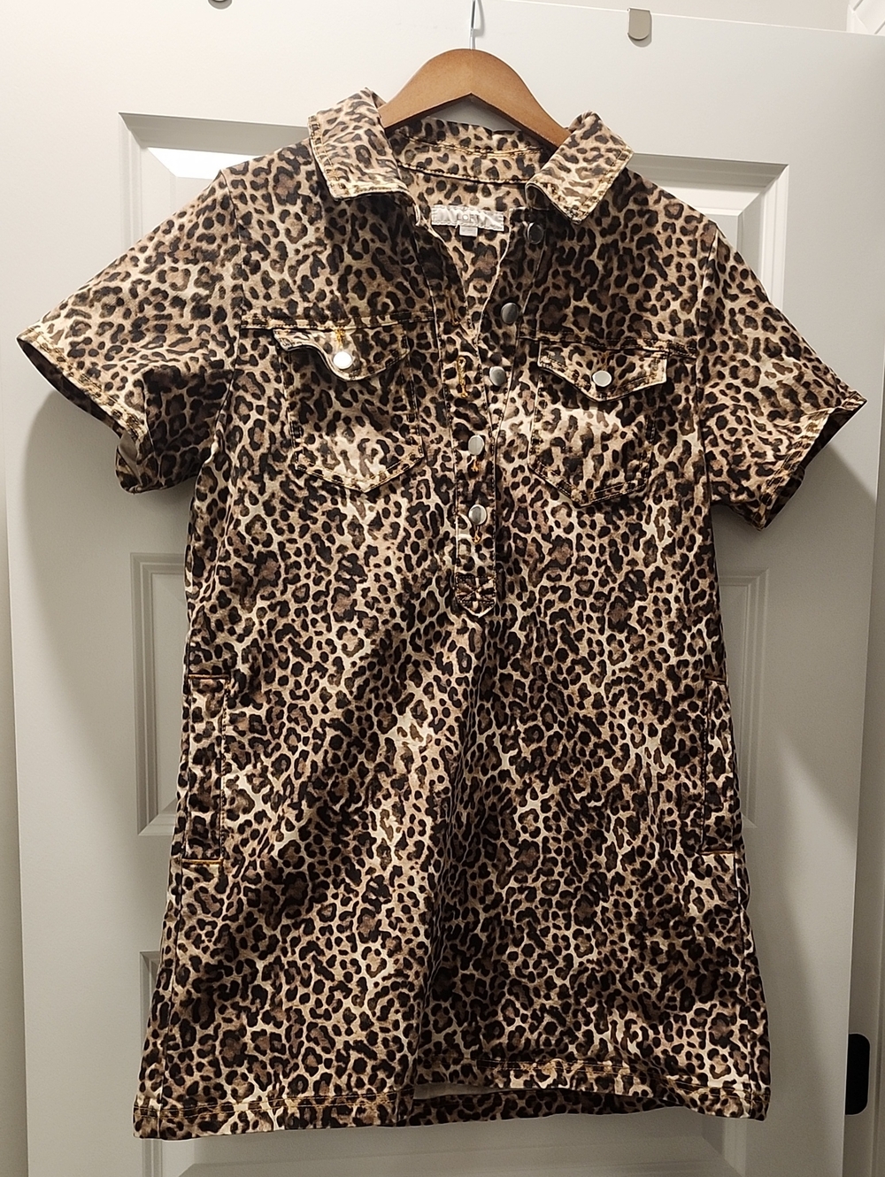 Loft Brown Black Denim Leopard Print Short Sleeve Button Dress Size M Medium